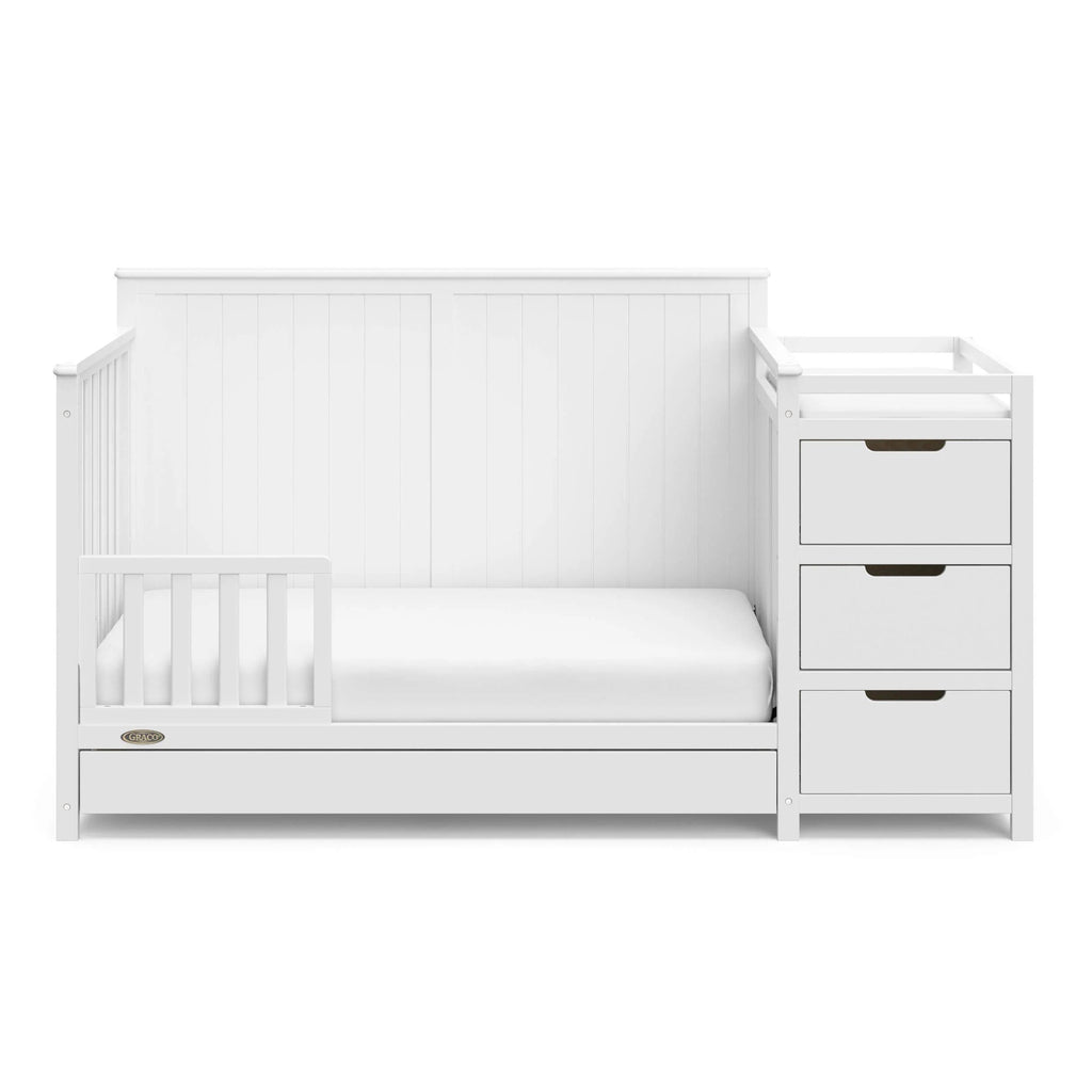 Graco Hadley 5-in-1 Convertible Crib And Changer With Drawer, White - 04586-701