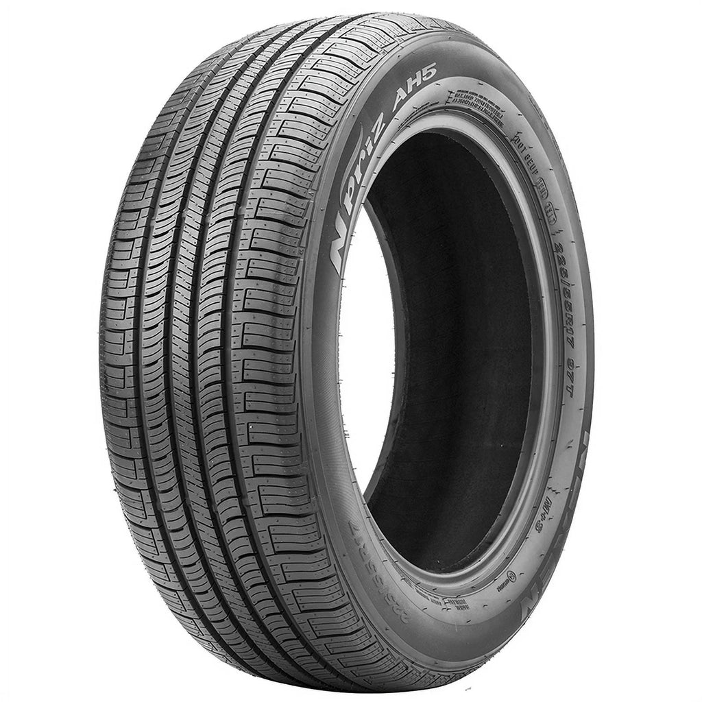 Nexen N'Priz AH5 235/75R15 109S XL Tires - Set Of 2