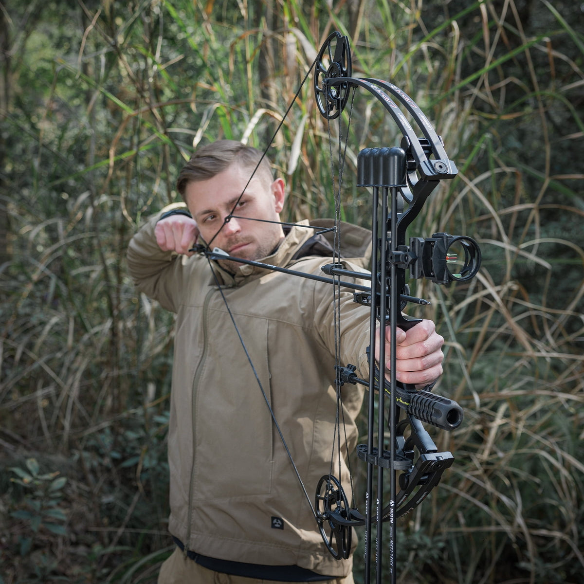 Archery Ready to Hunt Compound Bow Package for Adults and Teens,25"-31" Draw Length，0-70 Lbs Draw Weight ,up to IBO 320 fps，Lightweight Design Bow