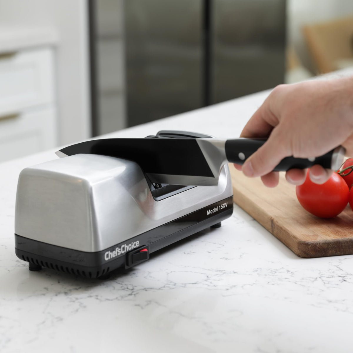 Chef’sChoice 15XV EdgeSelect Professional Electric Knife Sharpener with 100-Percent Diamond Abrasives and Precision Angle Guides for Straight Edge