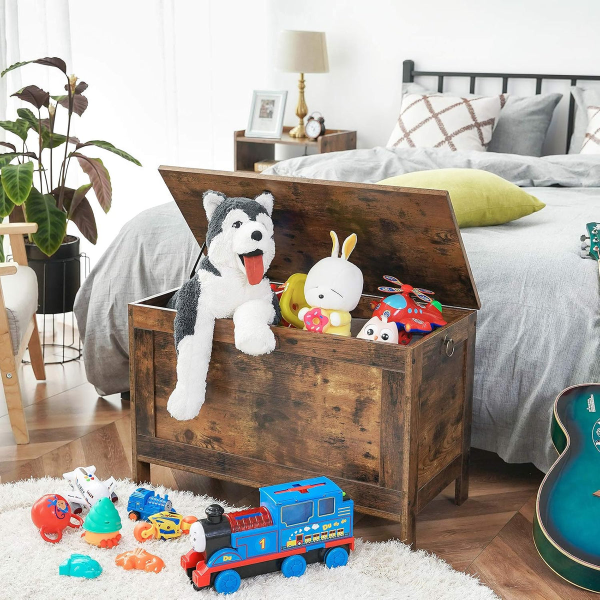 HOOBRO Toy Box, Retro Wooden Look Storage Chest with Safety Hinge, Entryway Storage Bench Supports 330 lb, 29.9 x 15.7 x 18.9 Inches Toy Chest