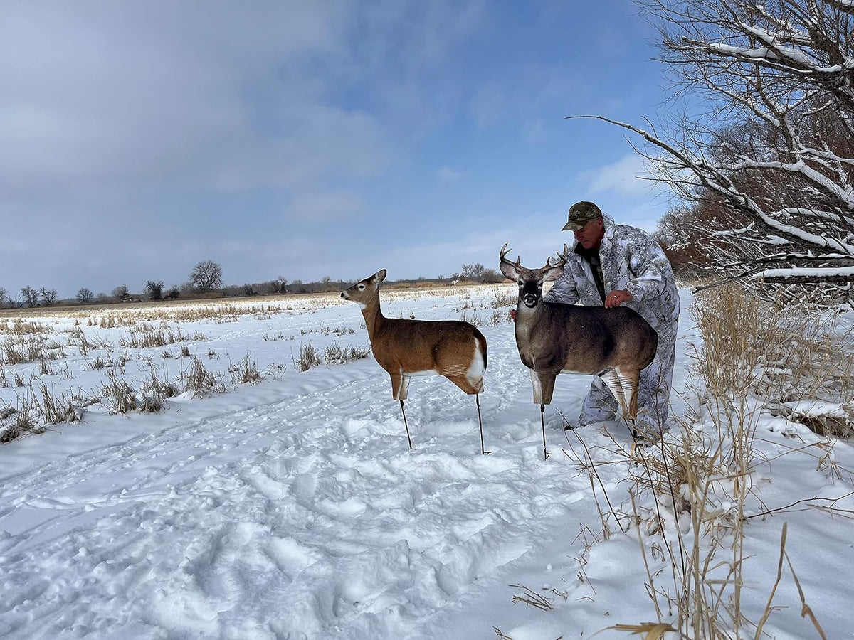 Montana Decoy Dream Team Buck and Doe
