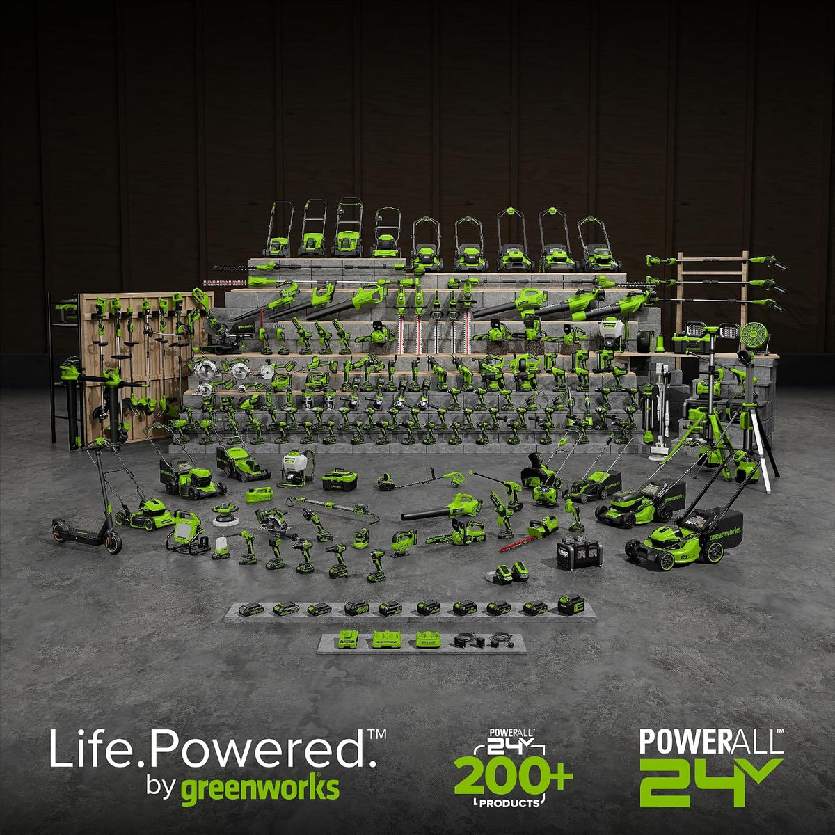 Greenworks 24V 8" Polesaw, 2.0Ah Battery and Charger Included