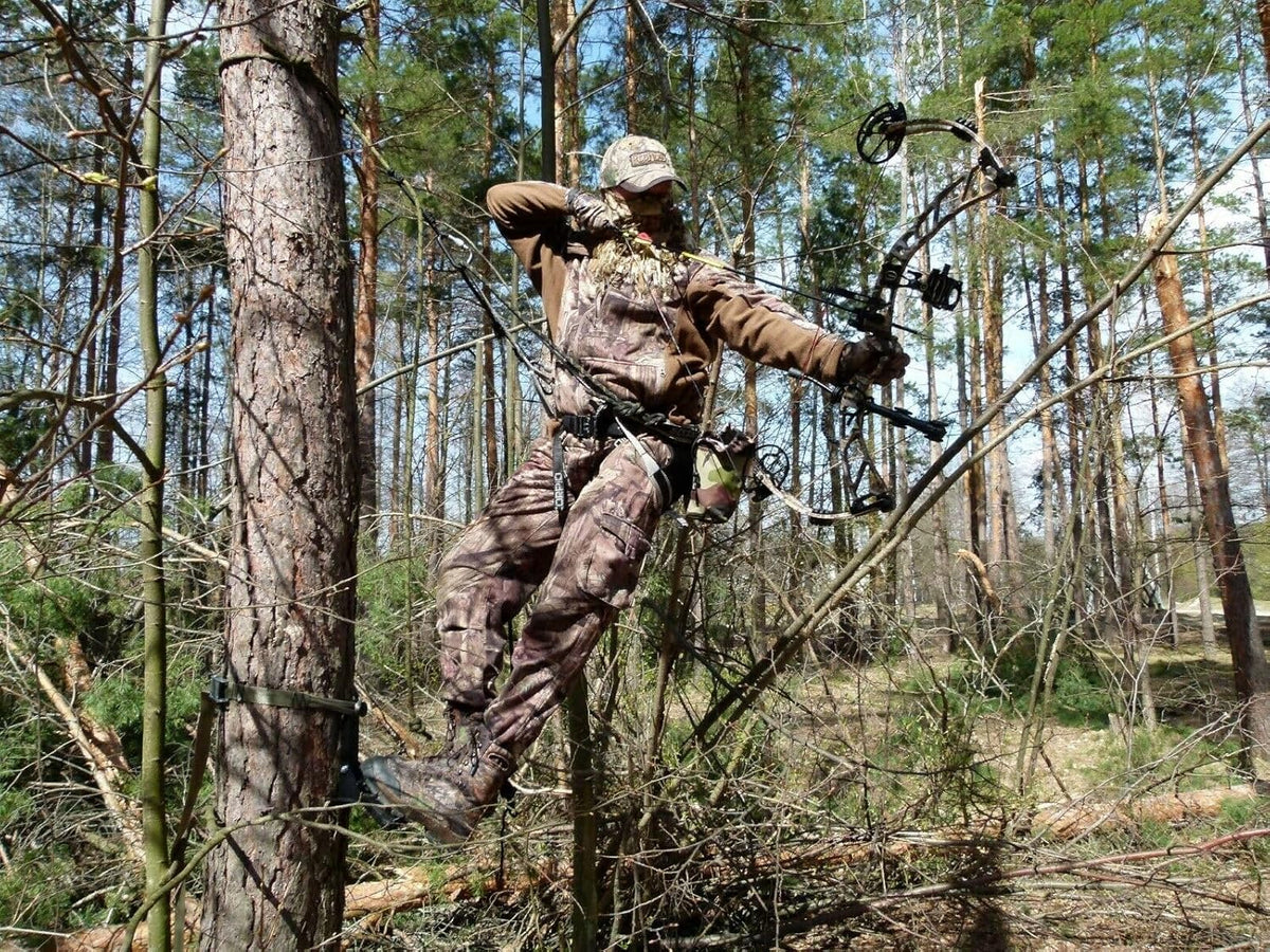 UIIHUNT Tree Saddle, The Gen 1 Hunting Saddle, Lightweight Hammock Tree Saddle, Comfortable Saddle Hunting Accessories, Includes Adjustable Bridge