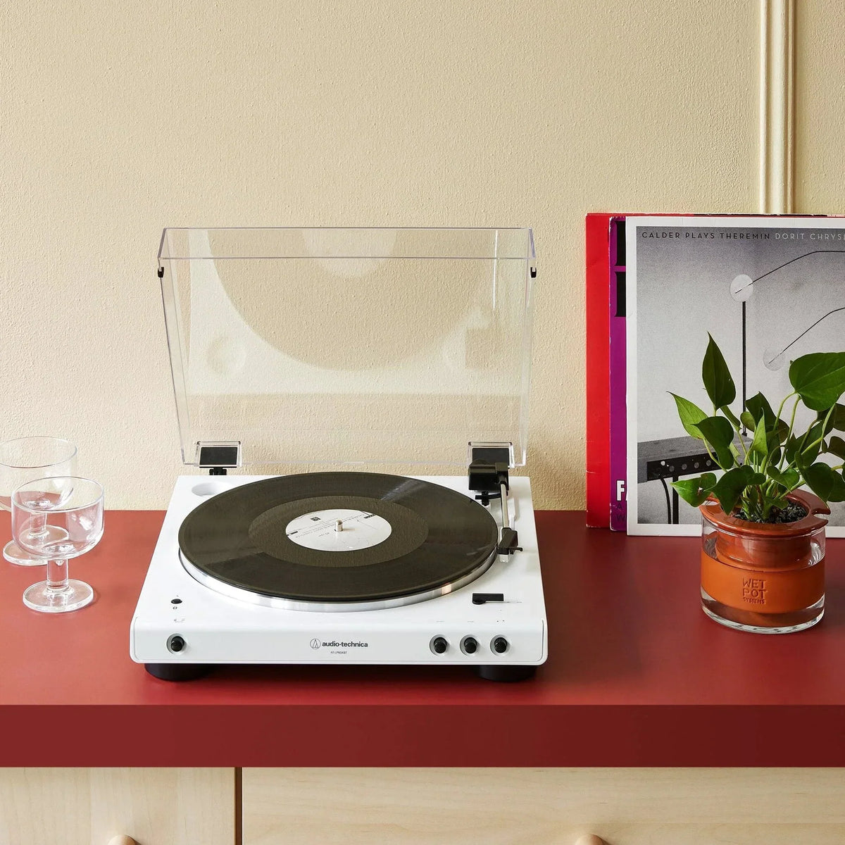 Audio-Technica Bluetooth Turntable, White - AT-LP60XBT-WW