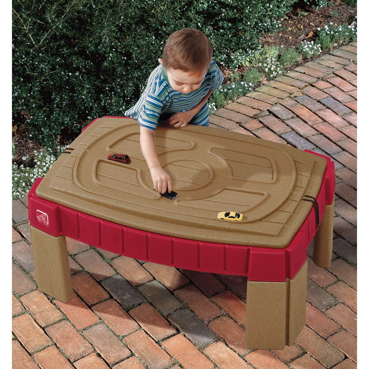 Step2 Naturally Playful Kids Sand and Water Activity Table with Umbrella