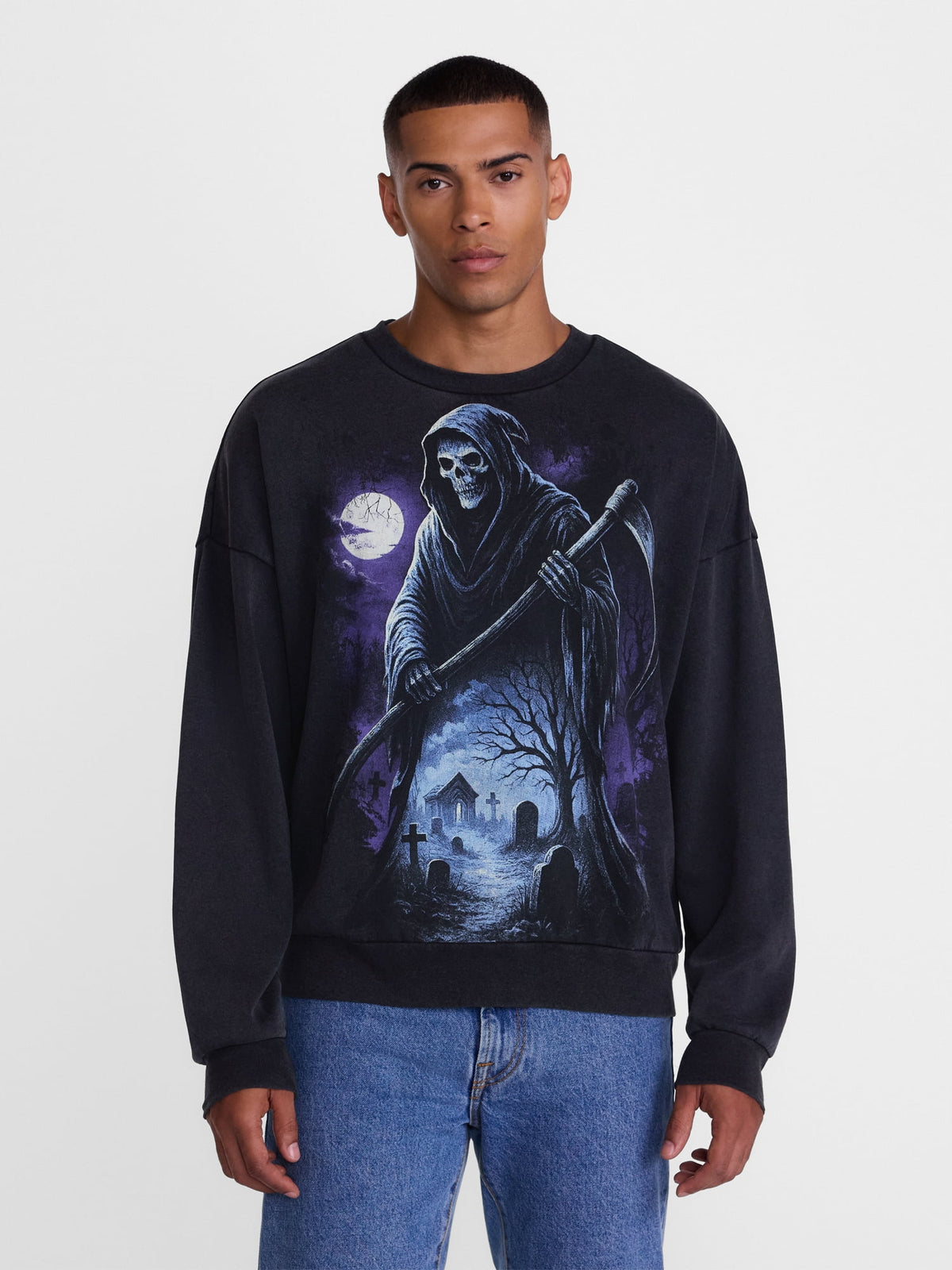 Men's Halloween Back Breaker Graphic Long Sleeve Sweatshirt from Way to Celebrate, Sizes XS-5XB